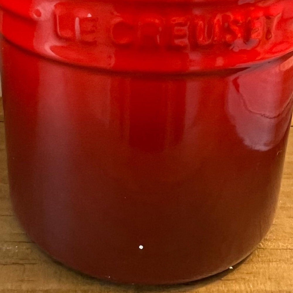 Cherry/Cerise Le Creuset Canister Set - Picture 7 of 7